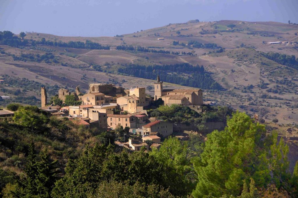 Casale Drinzi Villa Collesano Exterior photo